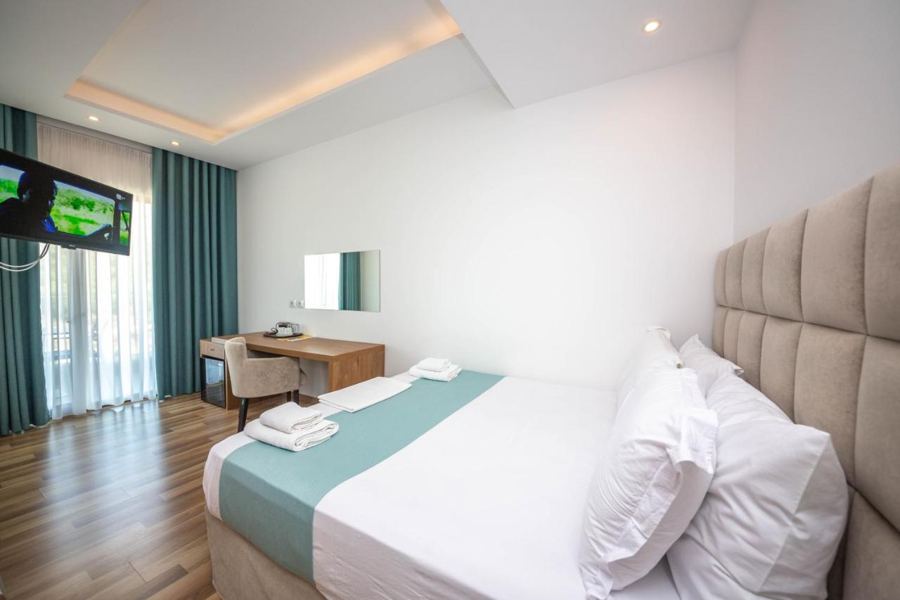 Bianco Hotel Ksamil Extérieur photo
