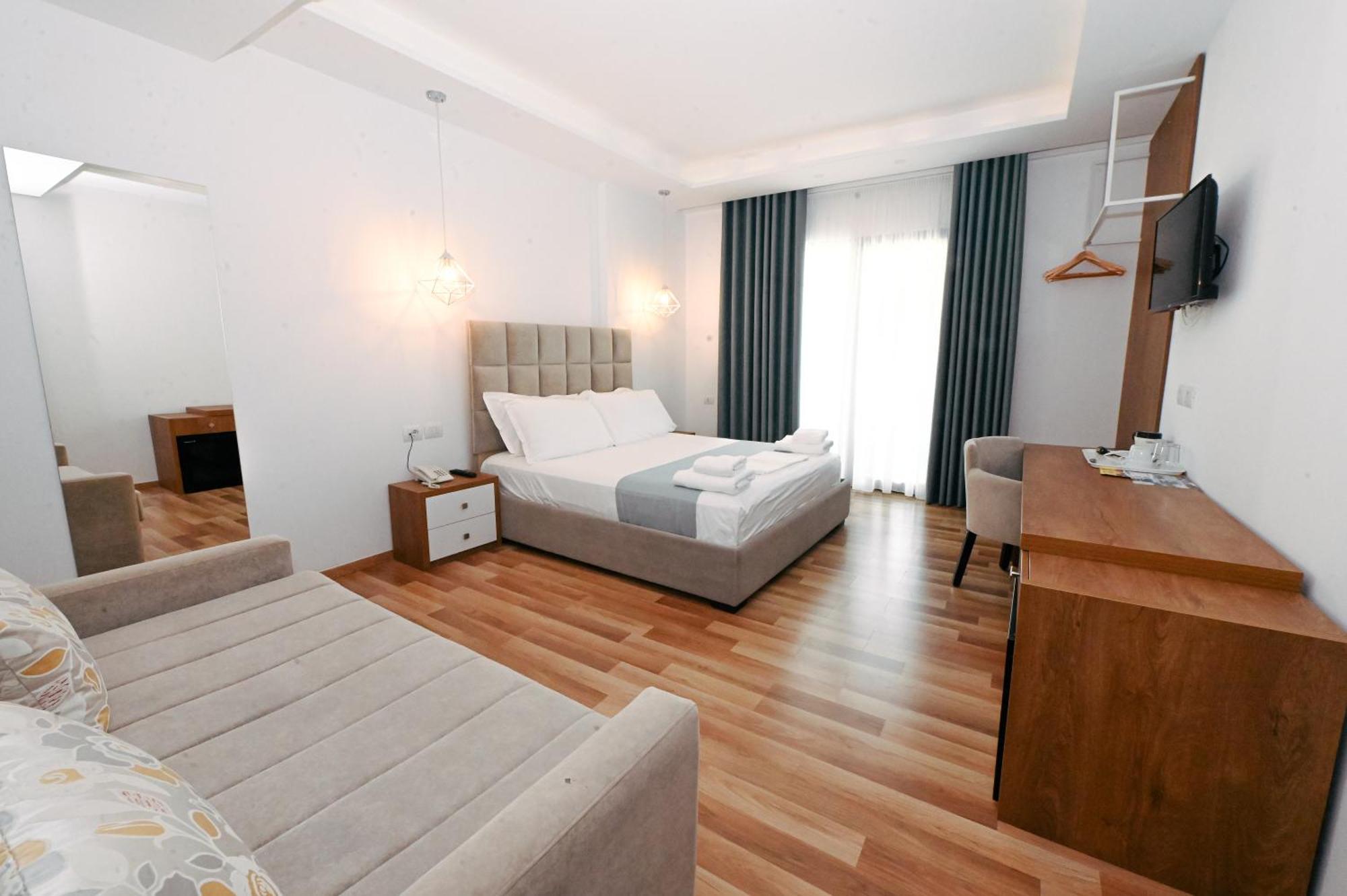 Bianco Hotel Ksamil Extérieur photo