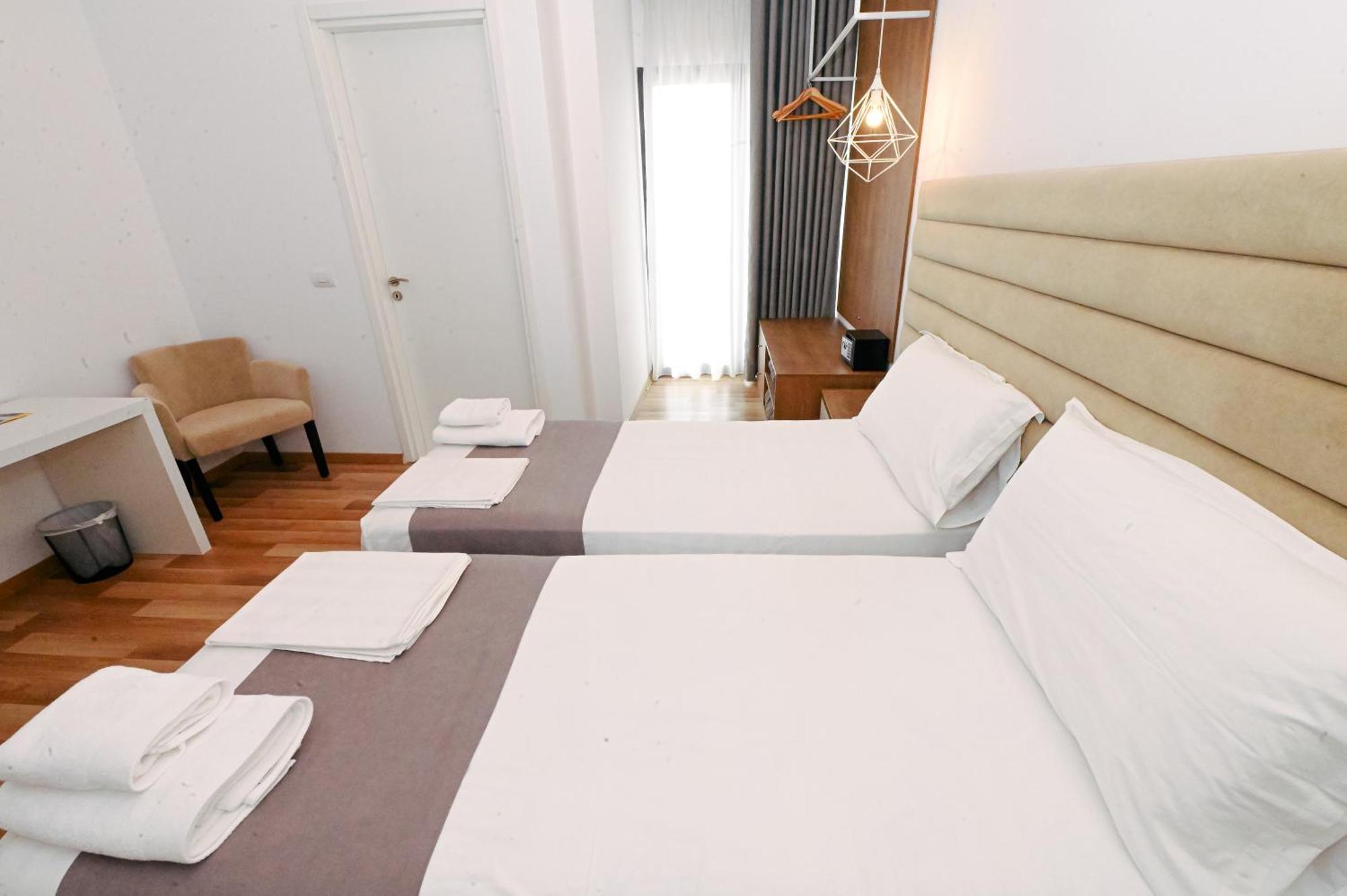 Bianco Hotel Ksamil Extérieur photo