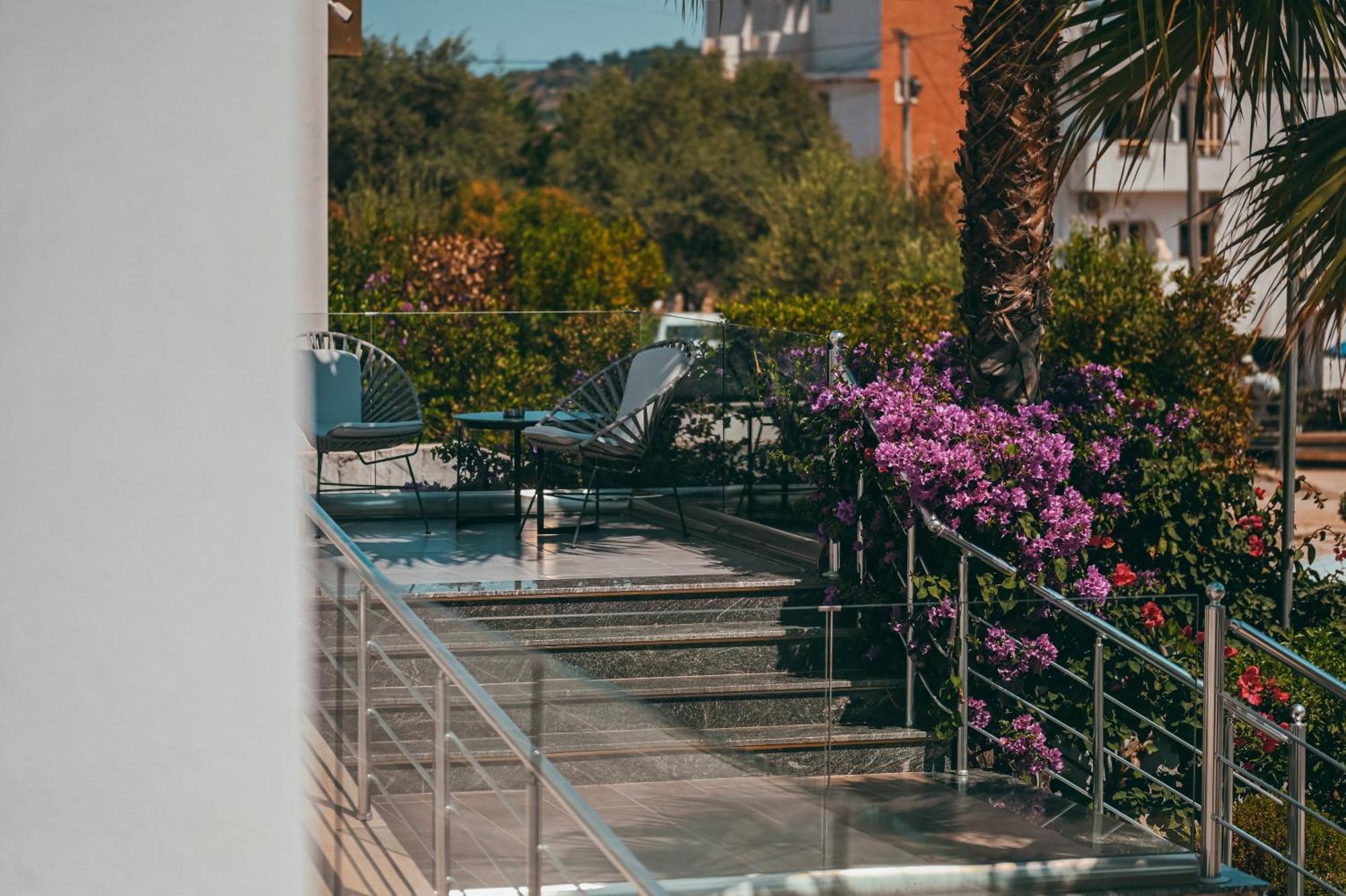 Bianco Hotel Ksamil Extérieur photo