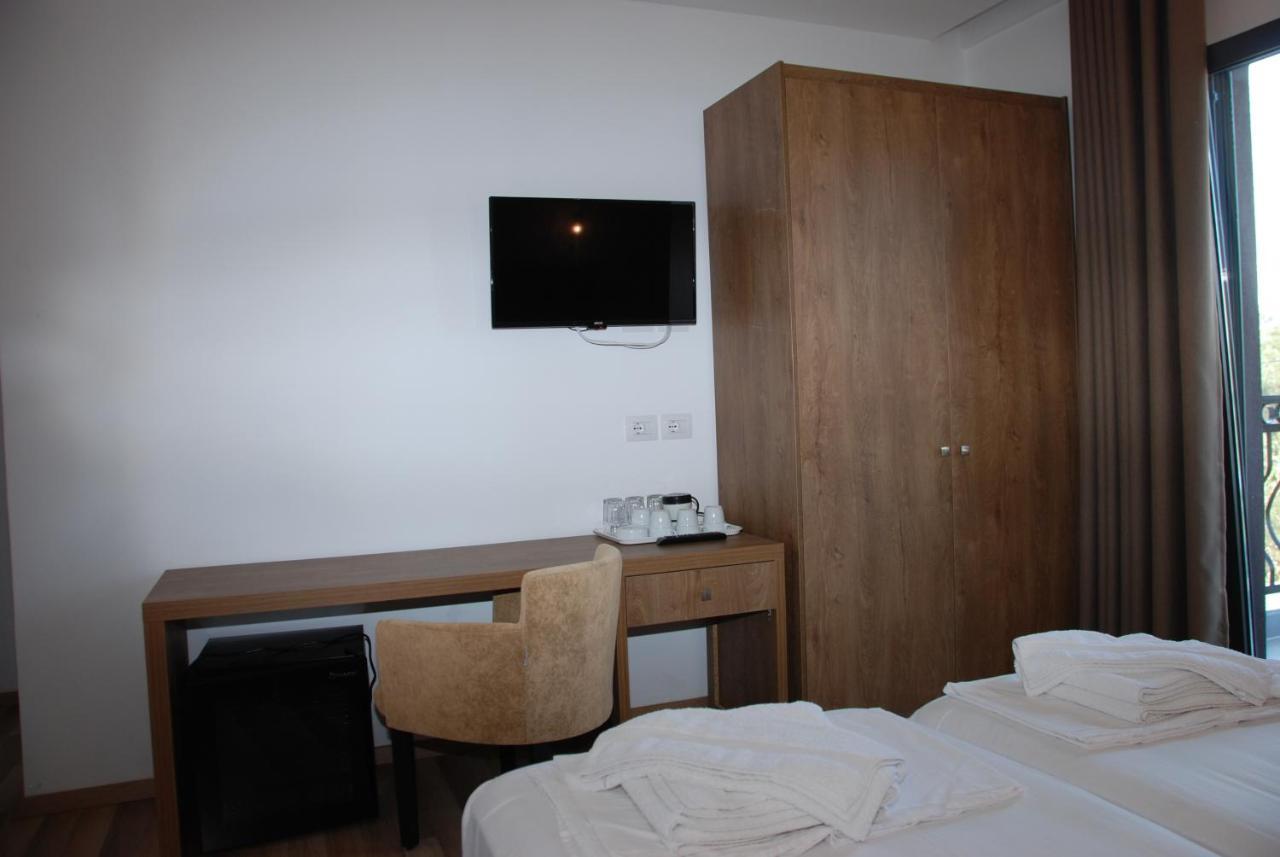 Bianco Hotel Ksamil Extérieur photo