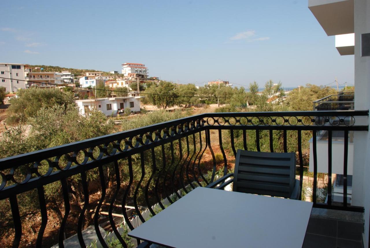 Bianco Hotel Ksamil Extérieur photo