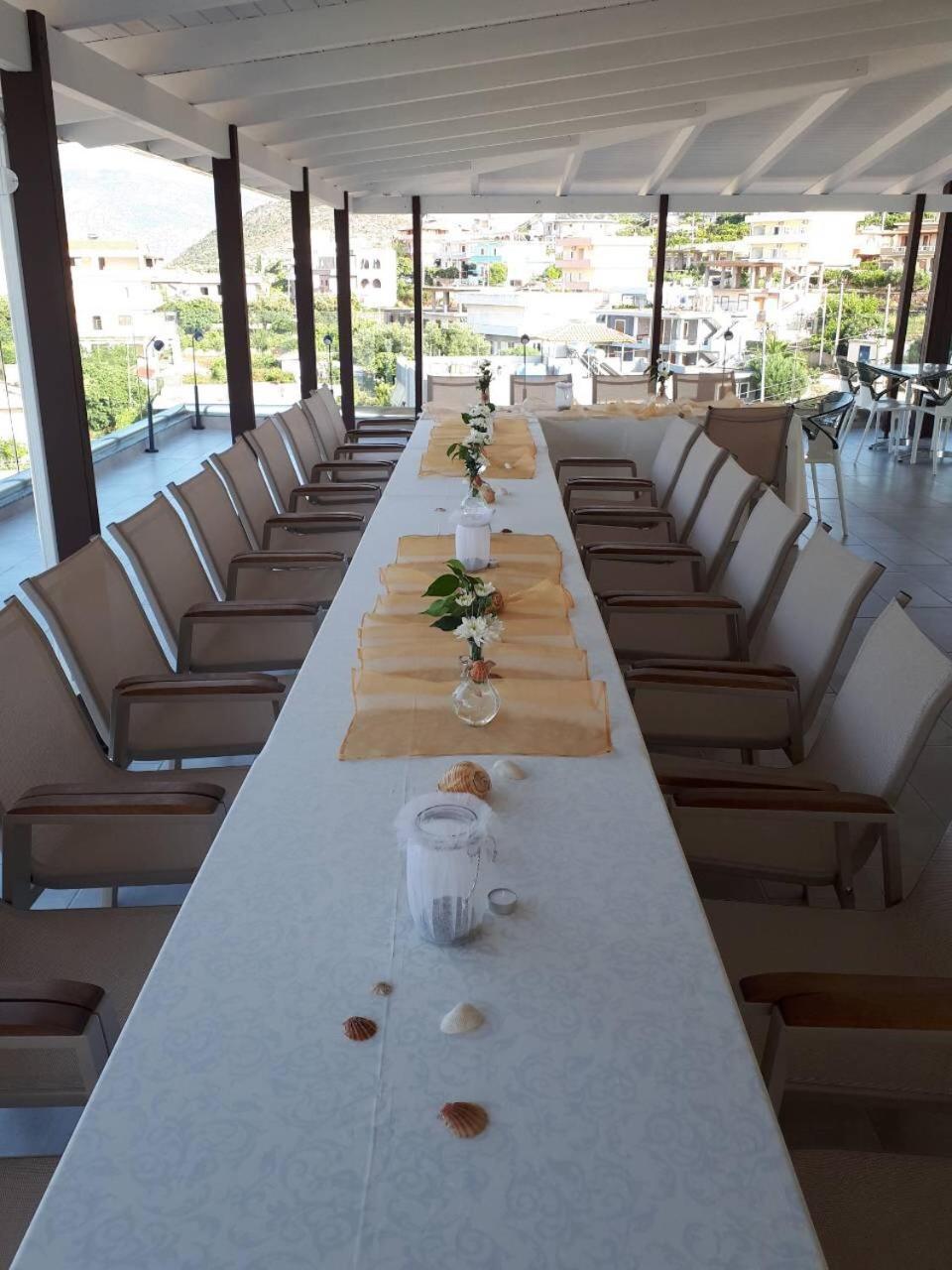Bianco Hotel Ksamil Extérieur photo